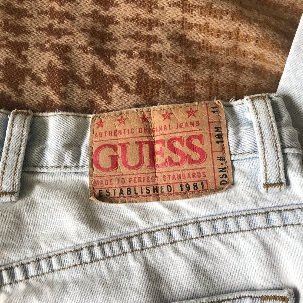 Original  Guess  jeans distressed  naturally